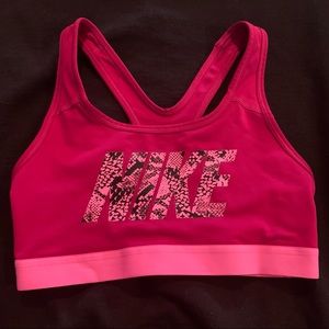 Nike Pro sports bra Size Small